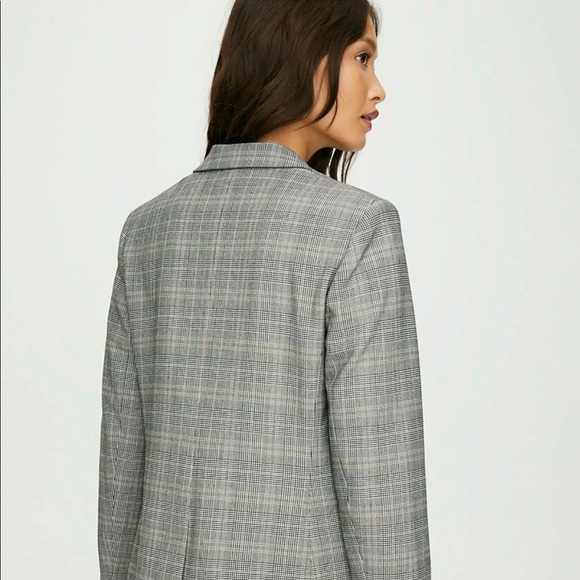 Aritzia Babaton Samuel Check Blazer - Picture 4 of 8